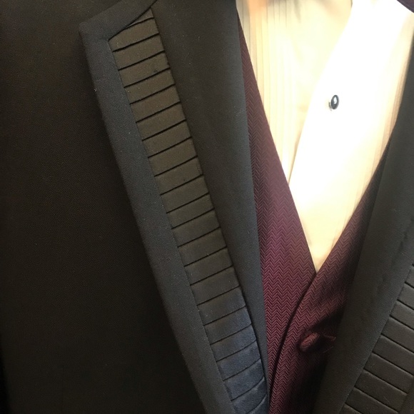 END OF YEAR BLOW OUT! $25 Oscar de La Renta Velocity Tuxedo Jacket - Picture 3 of 6